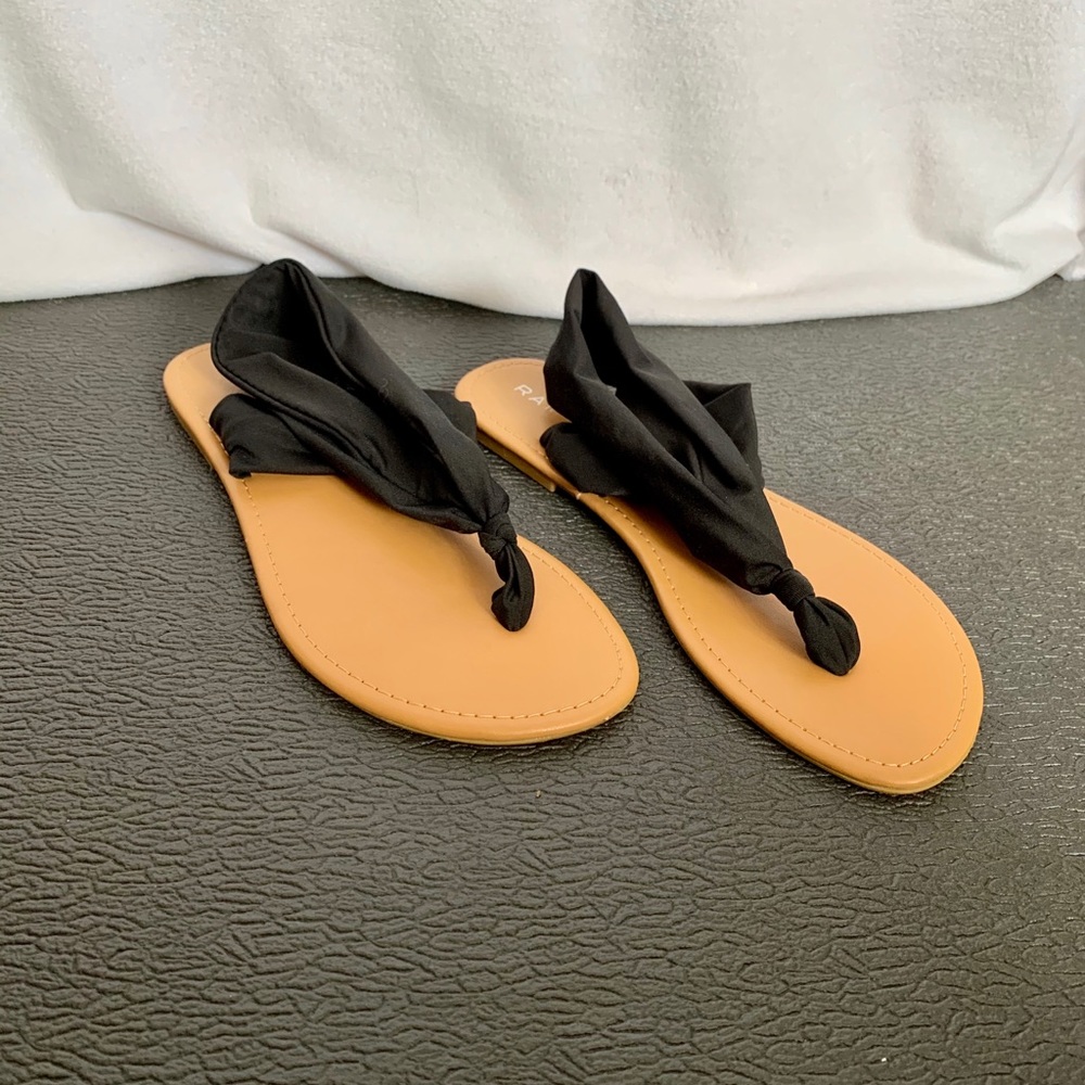 ❤️4 for $28 PERFECT SUMMER SANDALS